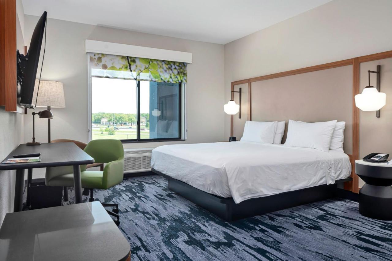 Fairfield Inn & Suites By Marriott Corinth South Denton Area Екстер'єр фото