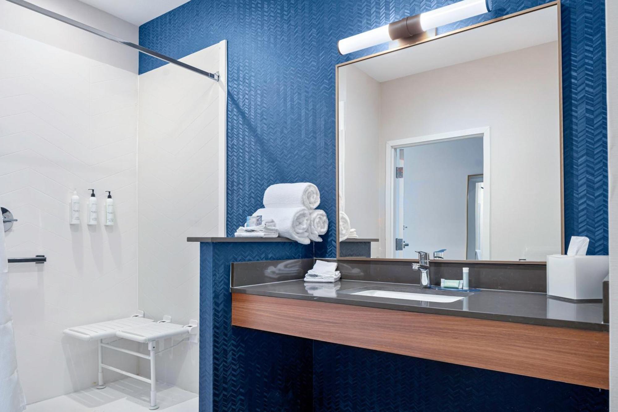 Fairfield Inn & Suites By Marriott Corinth South Denton Area Екстер'єр фото