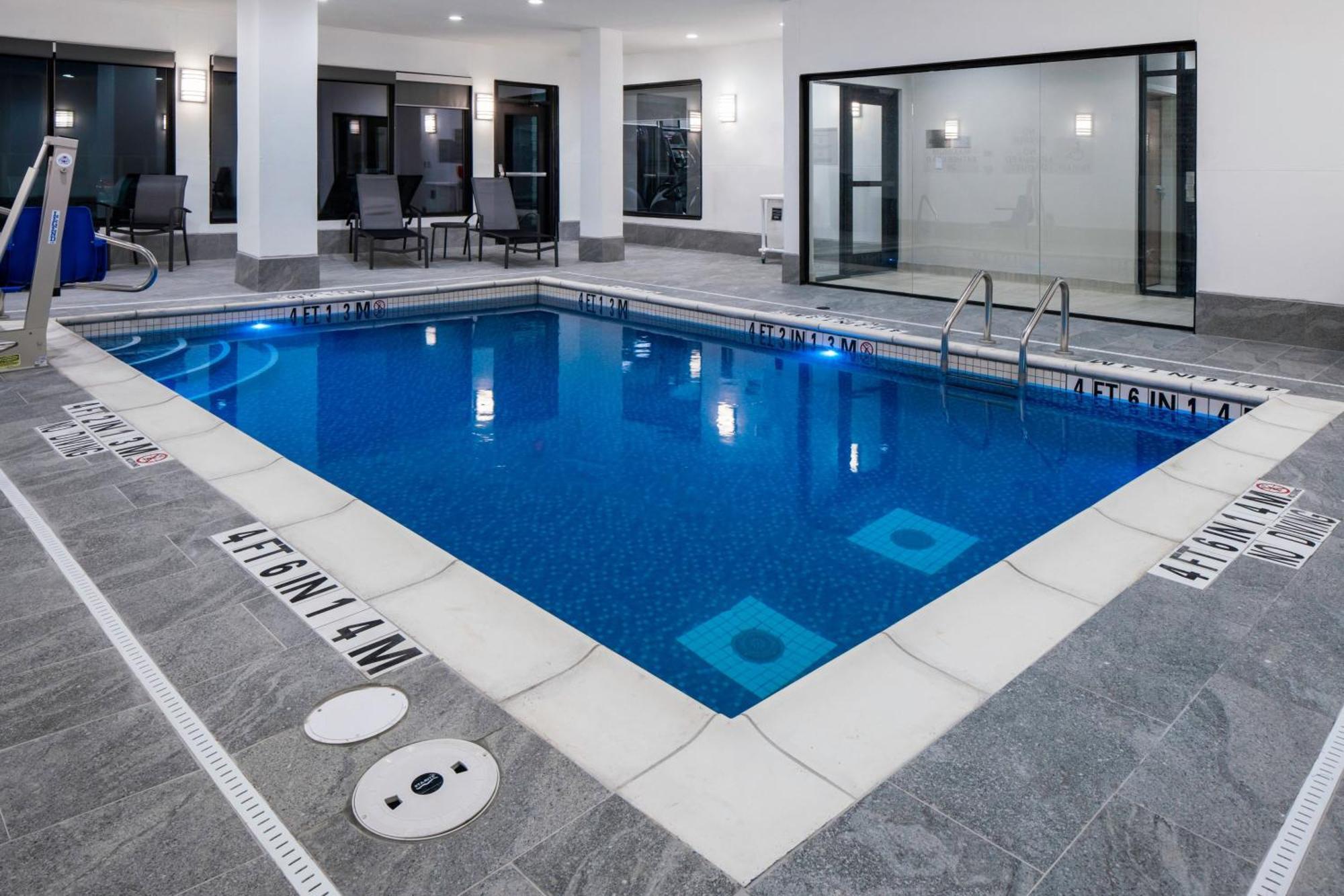 Fairfield Inn & Suites By Marriott Corinth South Denton Area Екстер'єр фото
